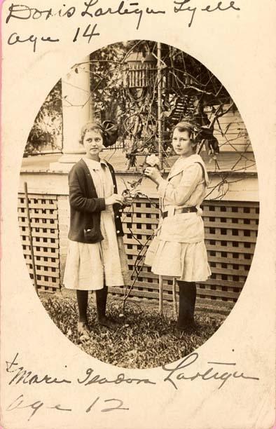 Lartigue cousins around 1912, 2 teenage girls