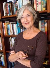 photo of author Barbara Kingsolver by Steven L. Hopp